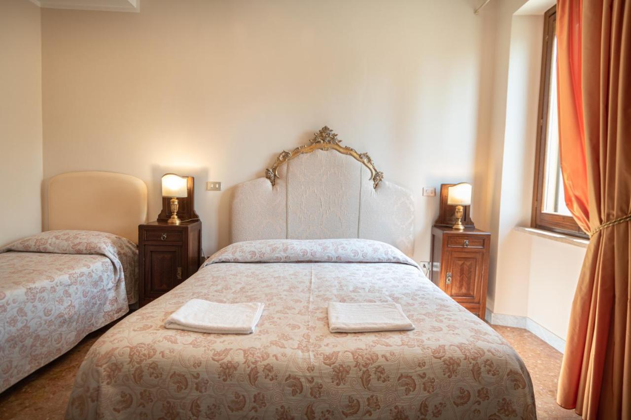 Agriturismo Villa Val D'Olivi Capodacqua  Exterior photo